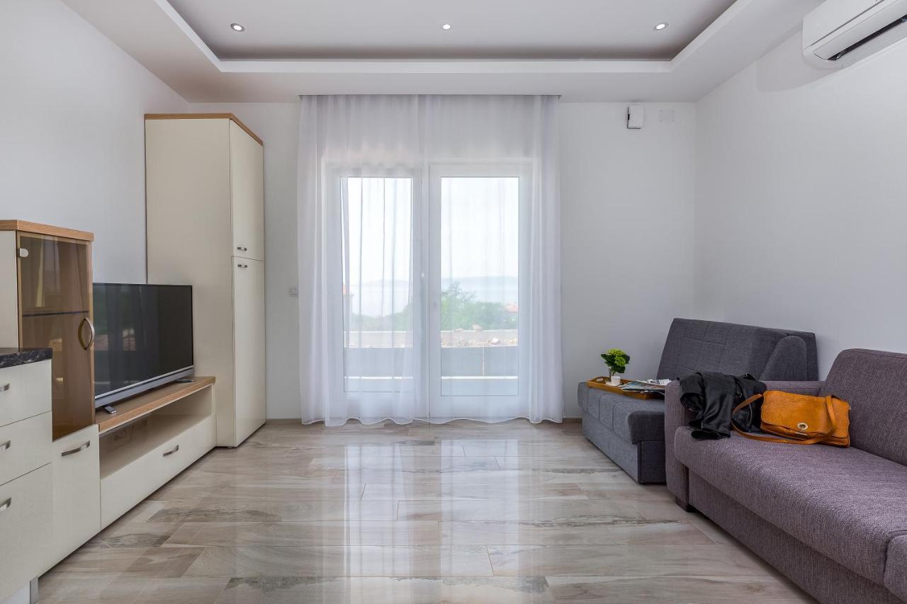 Luxury Apartments Kostrena With Pool 2 Zewnętrze zdjęcie