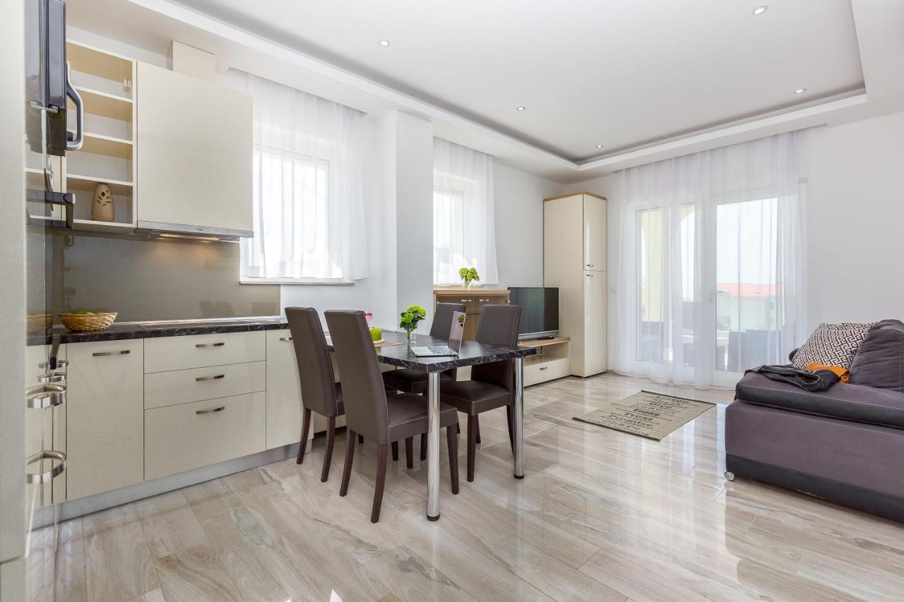 Luxury Apartments Kostrena With Pool 2 Zewnętrze zdjęcie
