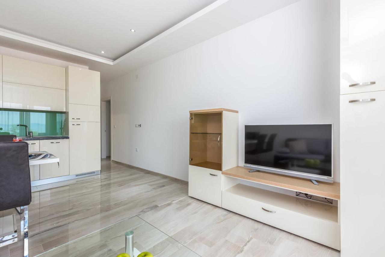 Luxury Apartments Kostrena With Pool 2 Zewnętrze zdjęcie