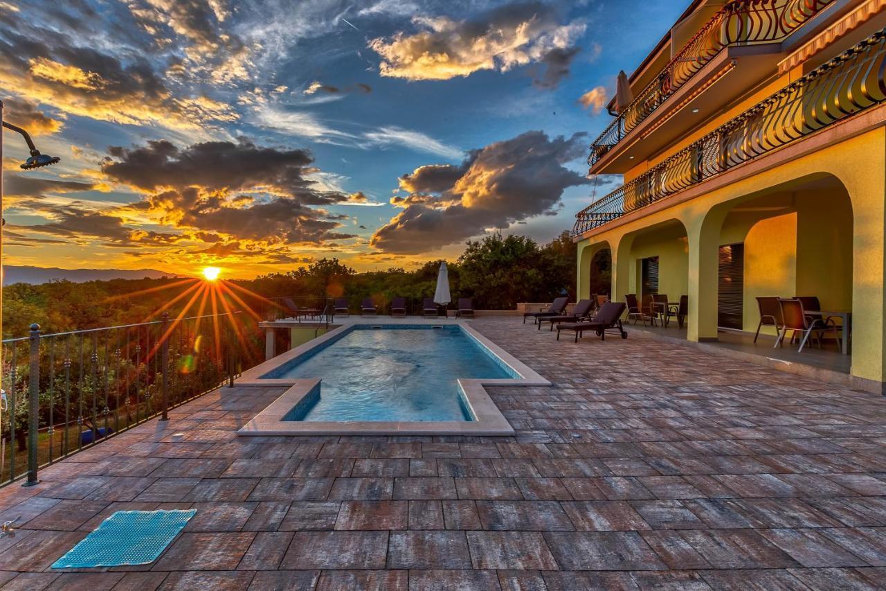 Luxury Apartments Kostrena With Pool 2 Zewnętrze zdjęcie