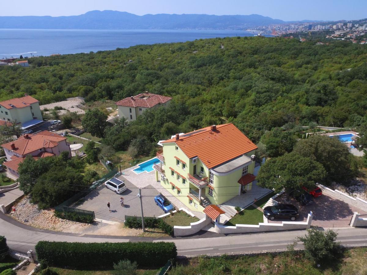 Luxury Apartments Kostrena With Pool 2 Zewnętrze zdjęcie