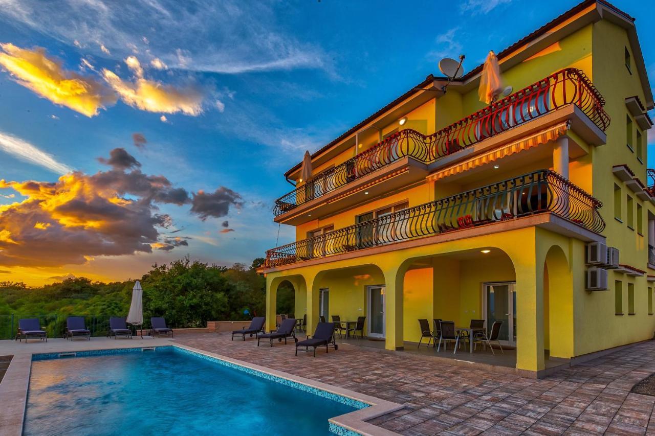 Luxury Apartments Kostrena With Pool 2 Zewnętrze zdjęcie