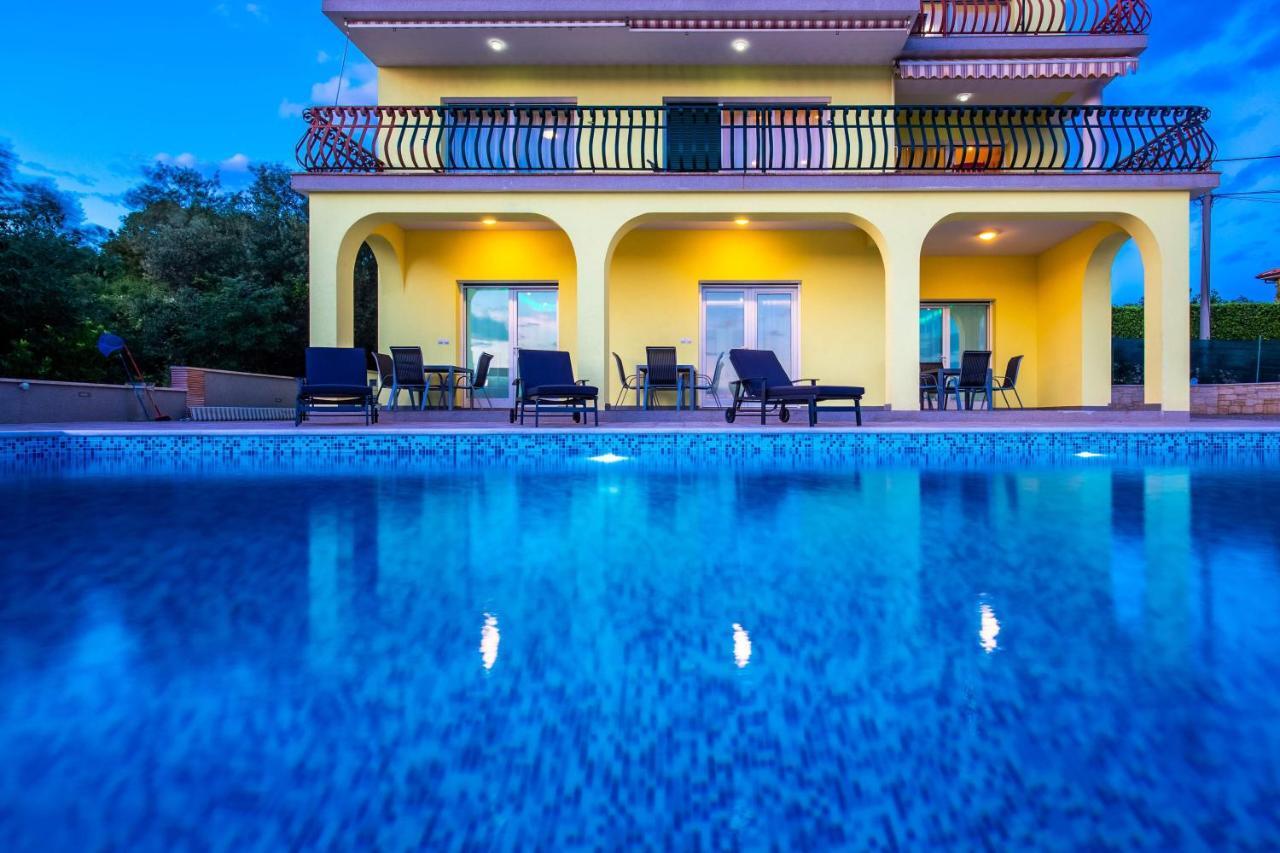 Luxury Apartments Kostrena With Pool 2 Zewnętrze zdjęcie